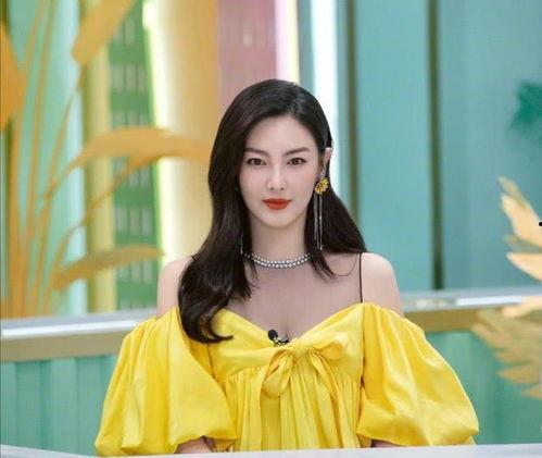 模特大姐吃瓜视频,揭秘娱乐圈幕后故事